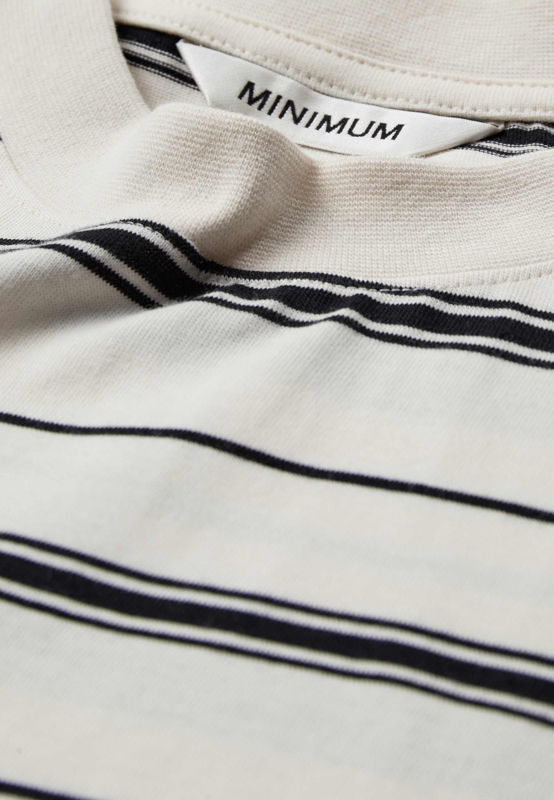Reg ss striped tee G4710 - Coco Milk