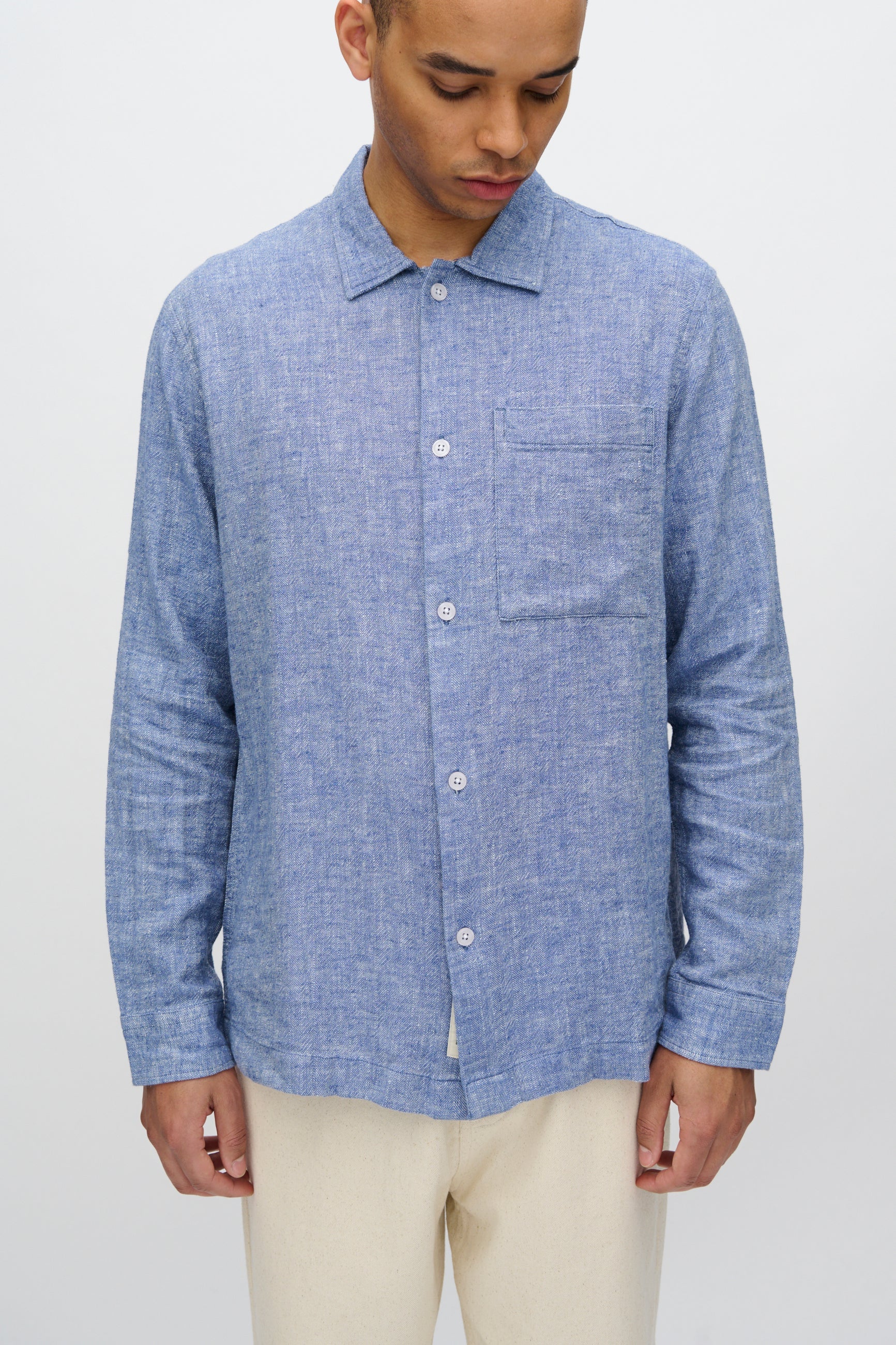 Francis long sleeved shirt in linen blend 4236 - Angel Falls