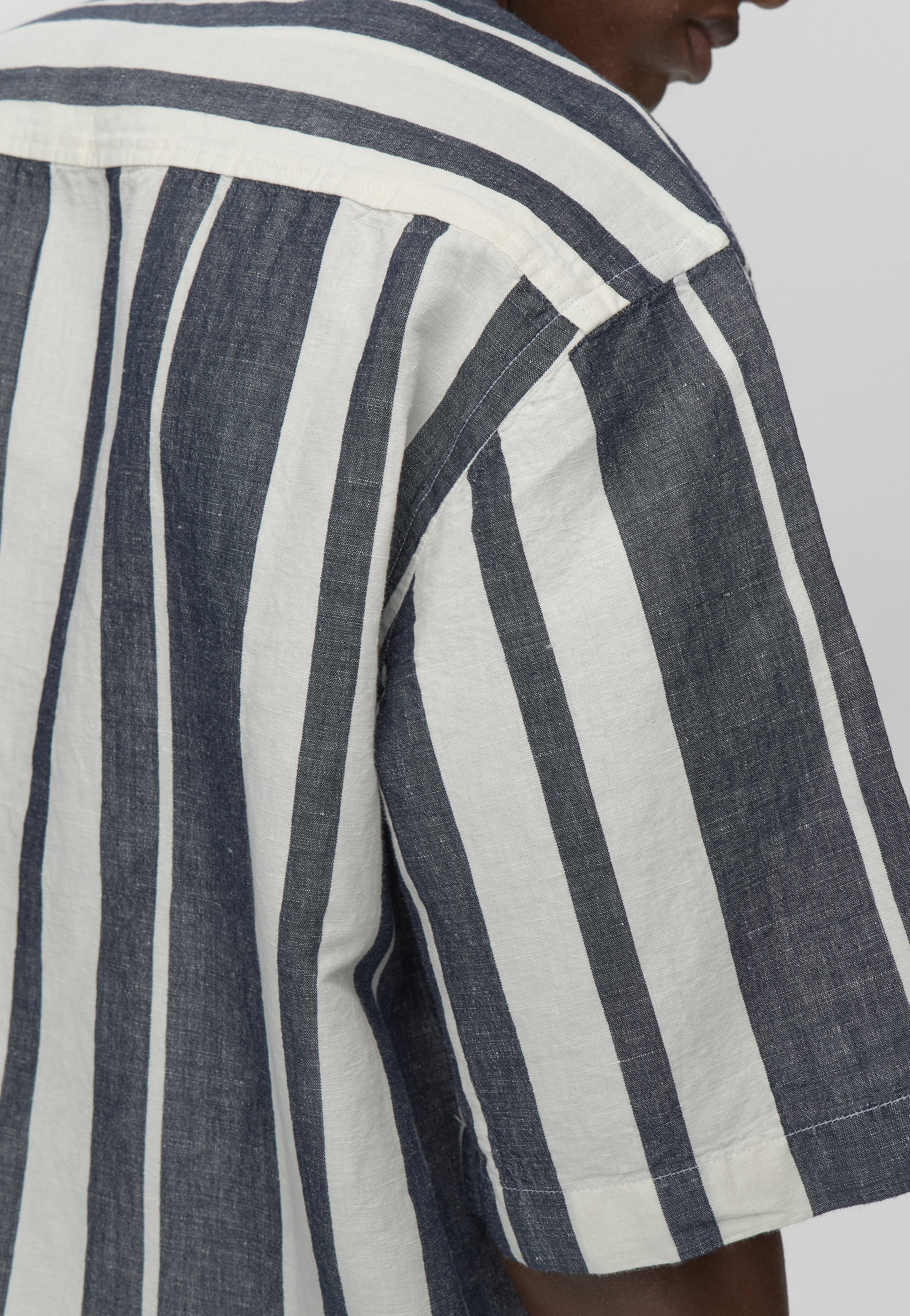 Hayden reg ss striped shirt 4577 - Sky Captain