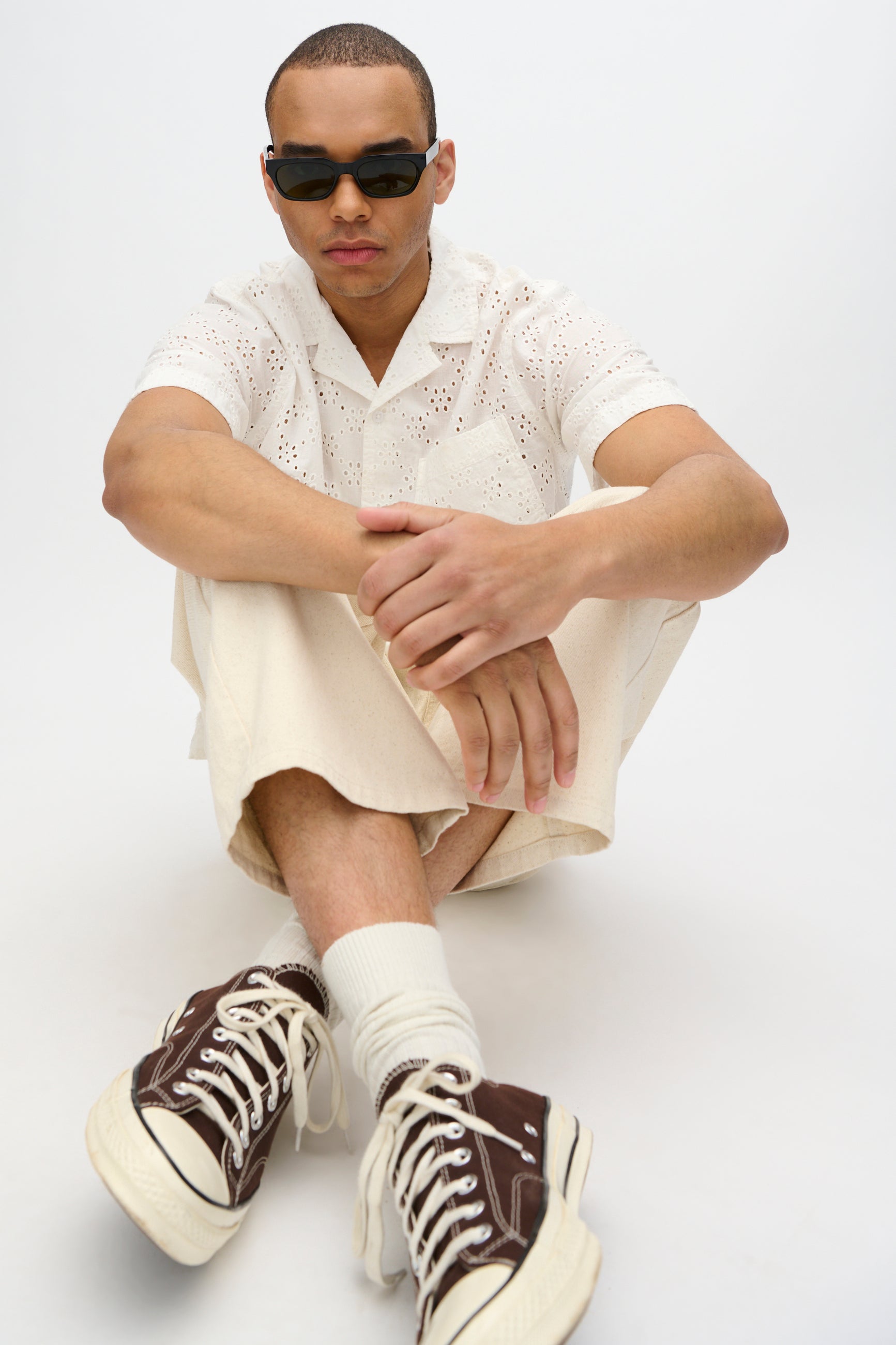 Hayden relaxed short sleeved shirt in broderie anglaise 4295 - Coco Milk