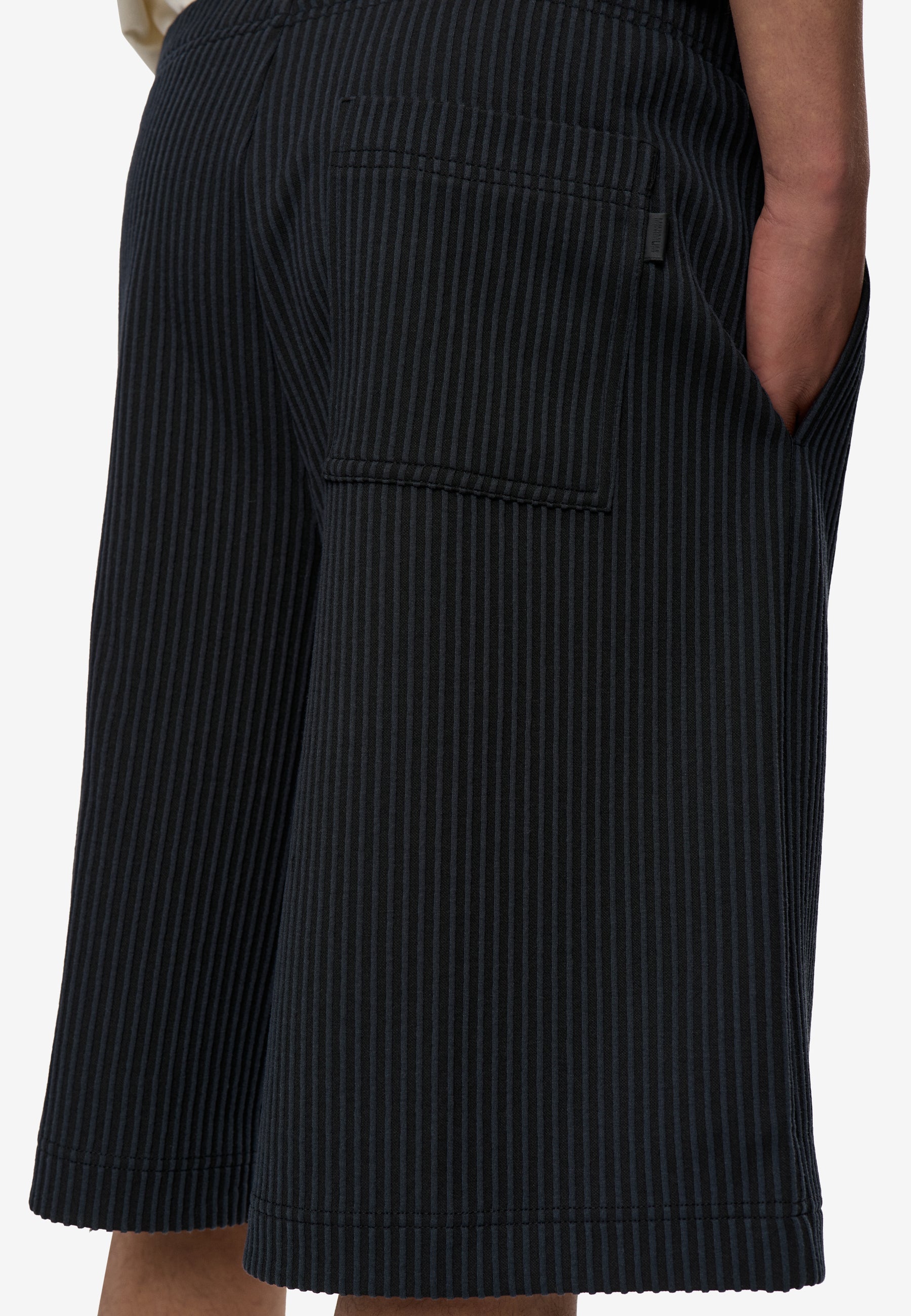 Wde striped shorts 4558 - Black