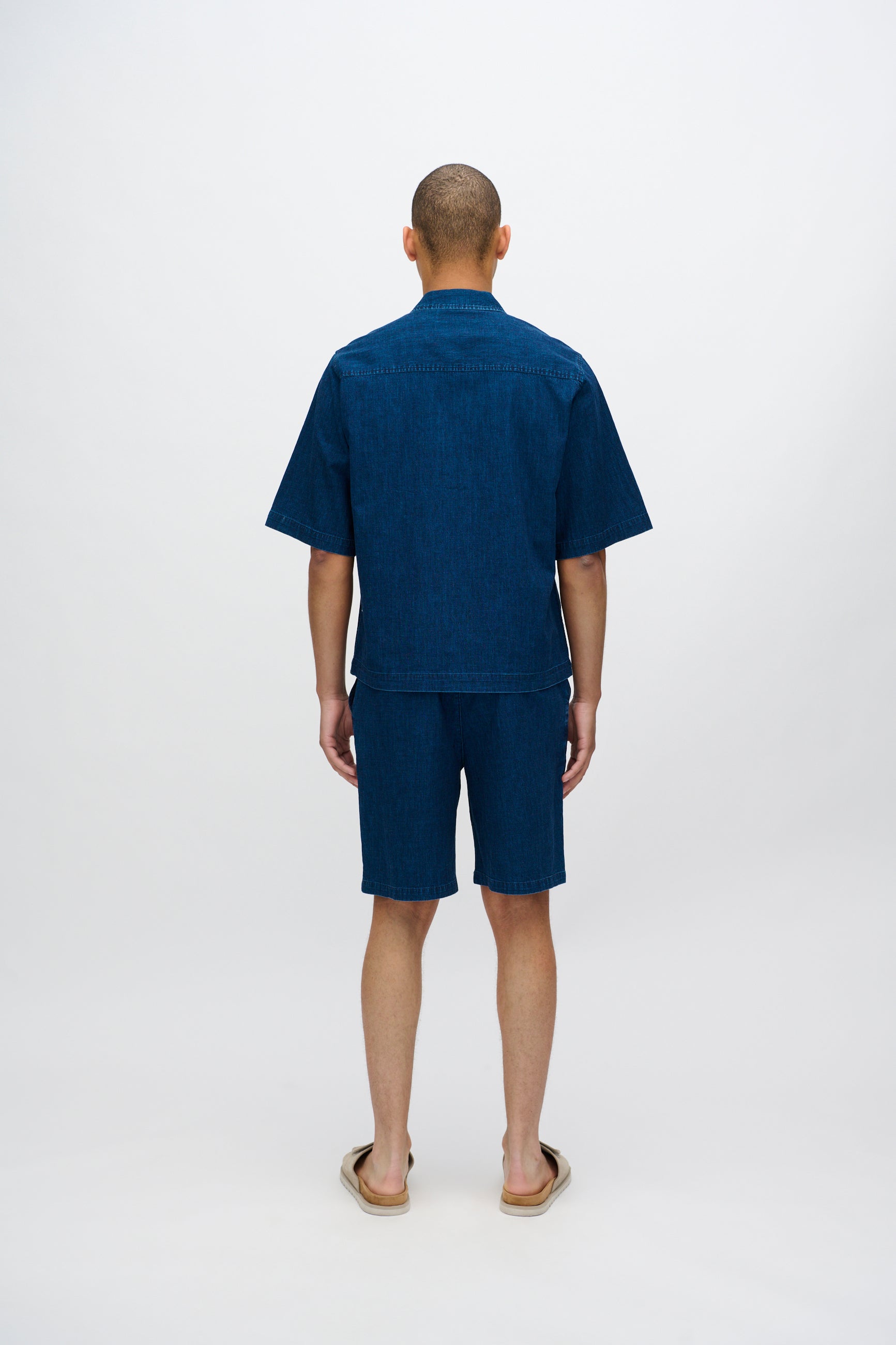 Lennon short sleeved shirt in linen blend 4239 - Sky Captain