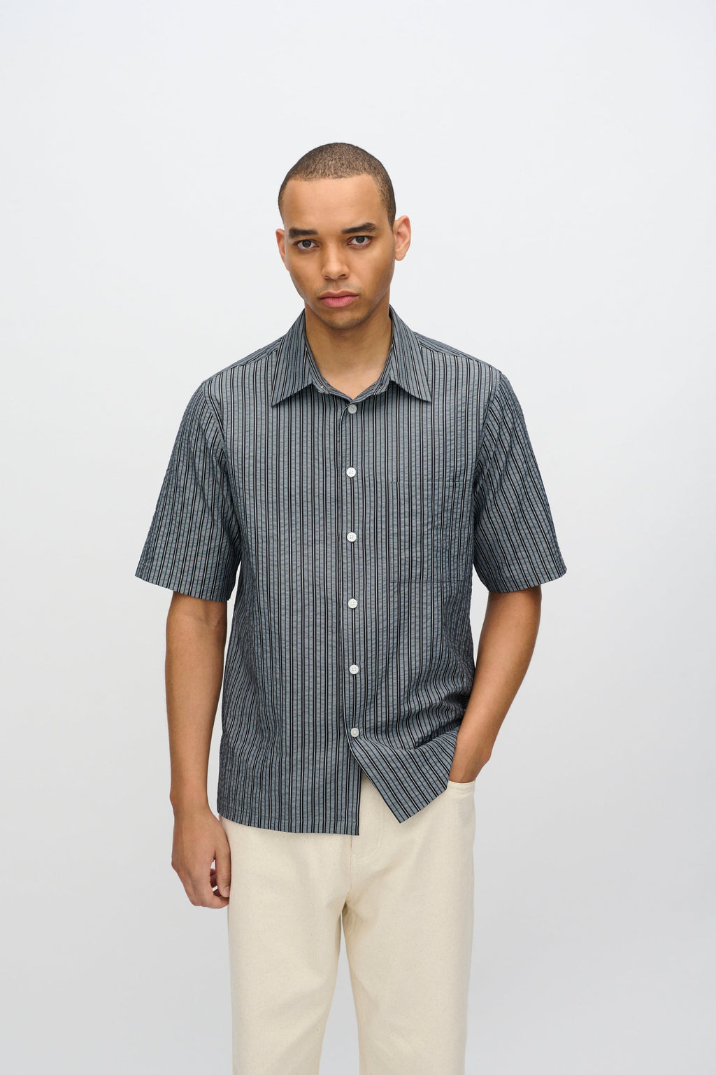 Nash short sleeved striped shirt 4242 - Black