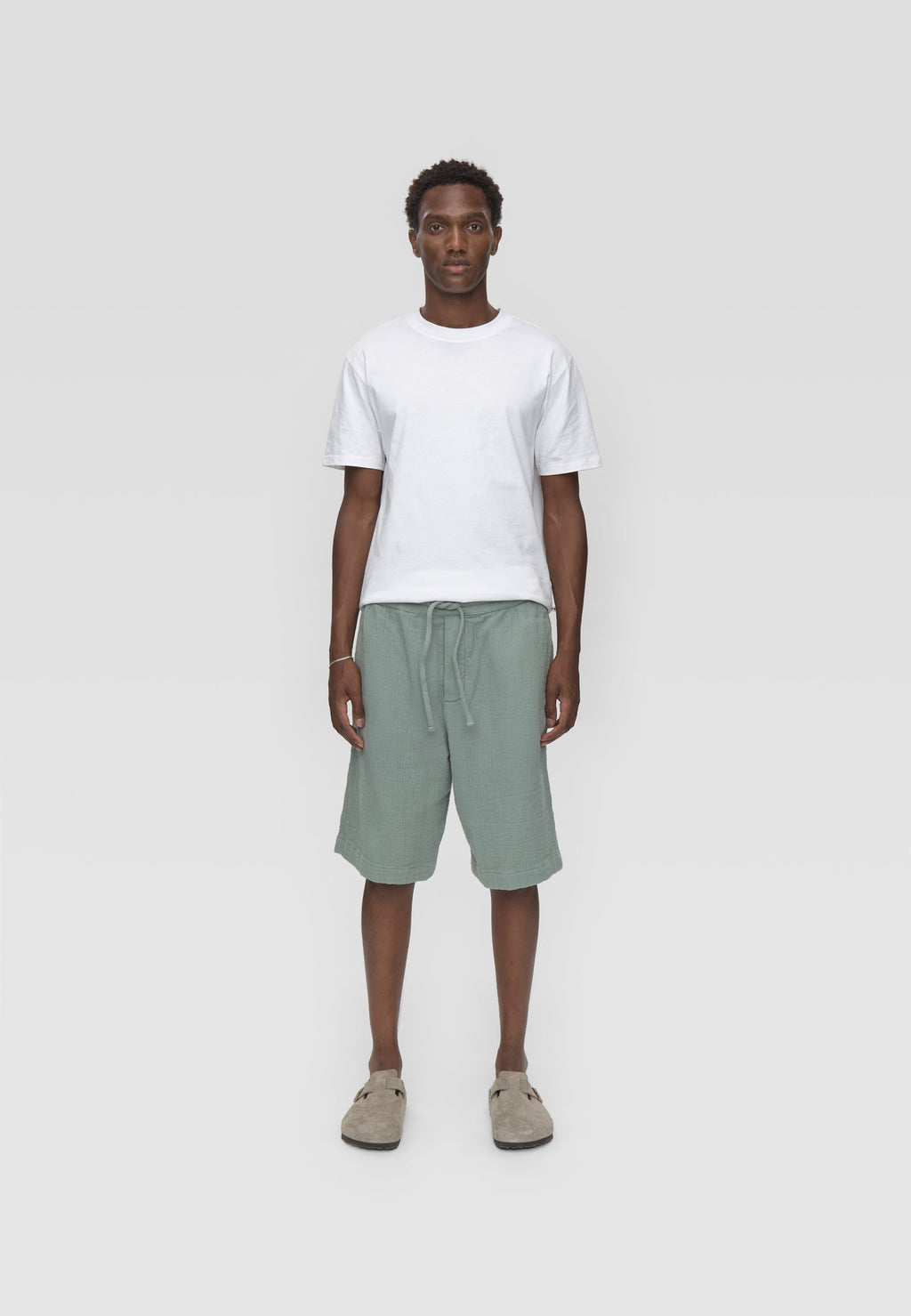 Raylan shorts 4188 - Chinois green