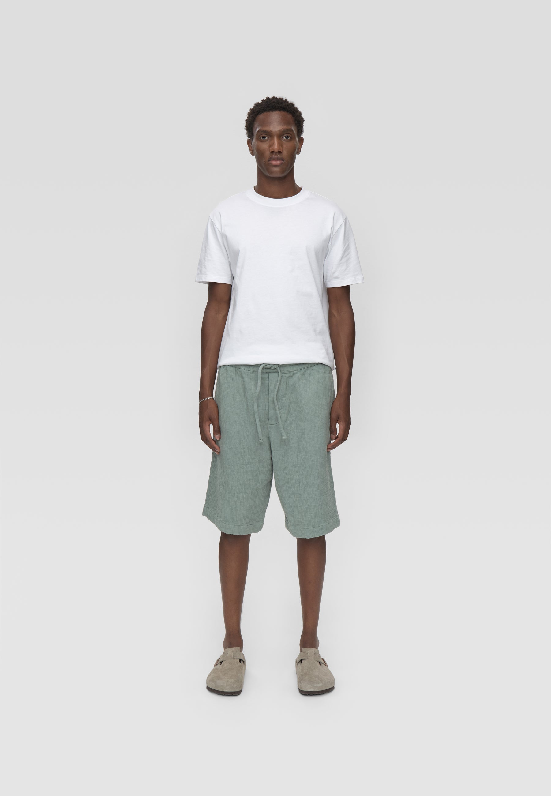 Raylan shorts 4188 - Chinois green